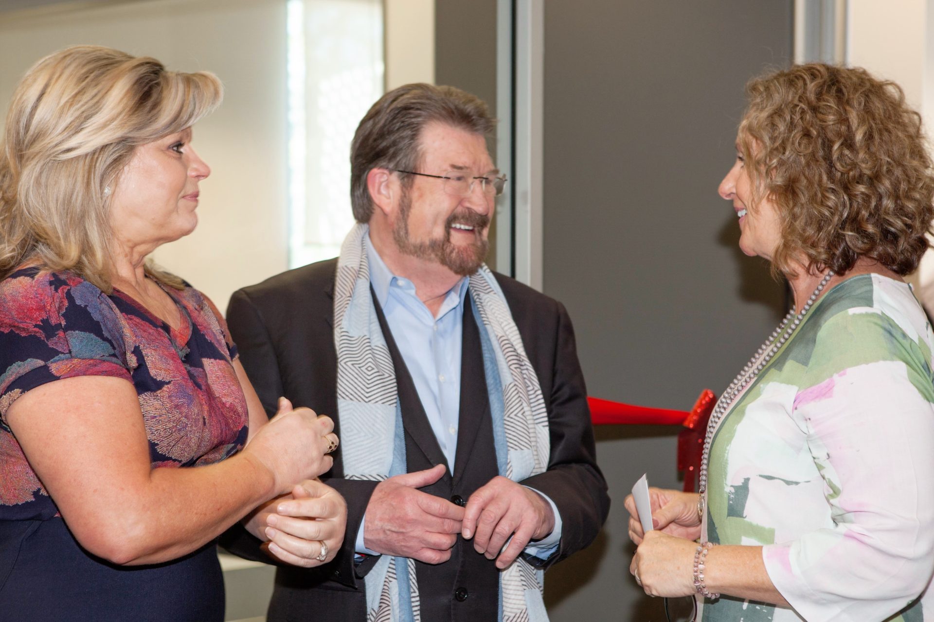 Read more about the article Border Mail – Tania opens home town office